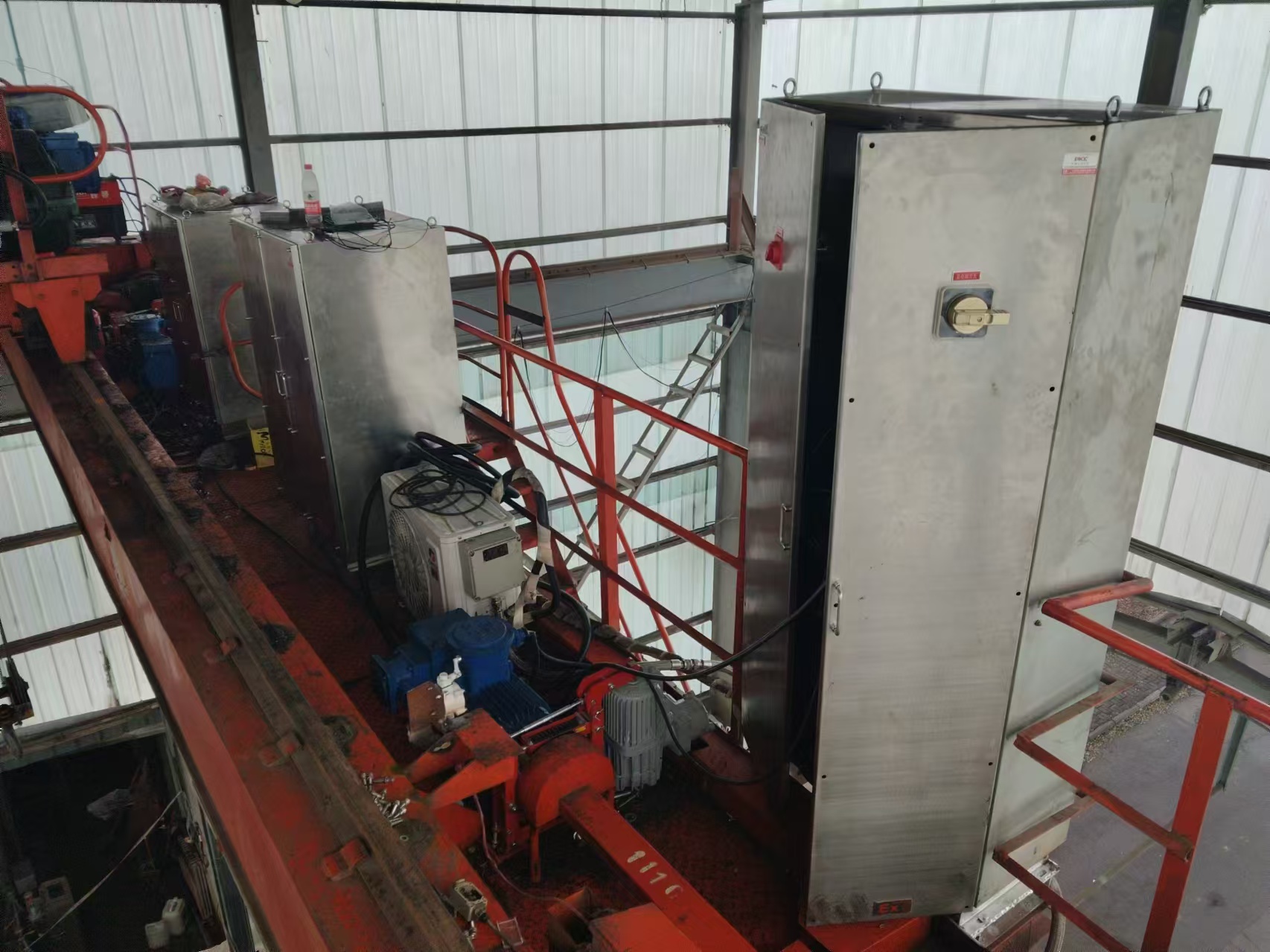 山西長(zhǎng)治粉塵項(xiàng)目改造現(xiàn)場(chǎng)施工